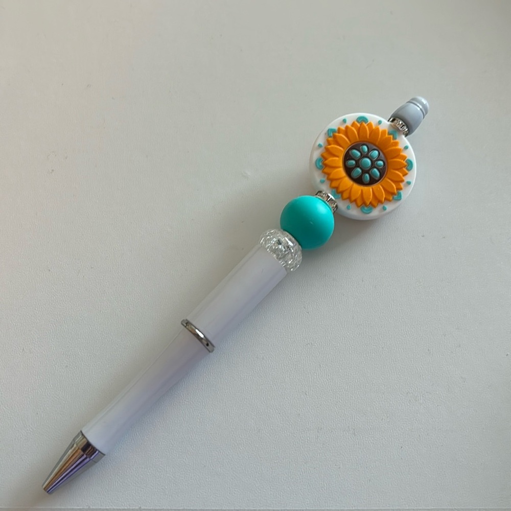 Beaded Turquoise and white sunflower ink pen